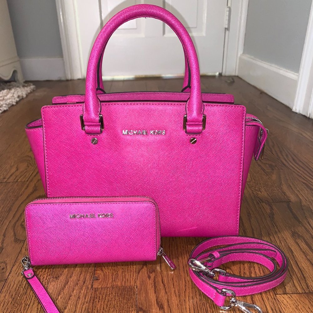 Michael Kors medium Selma & continental wristlet